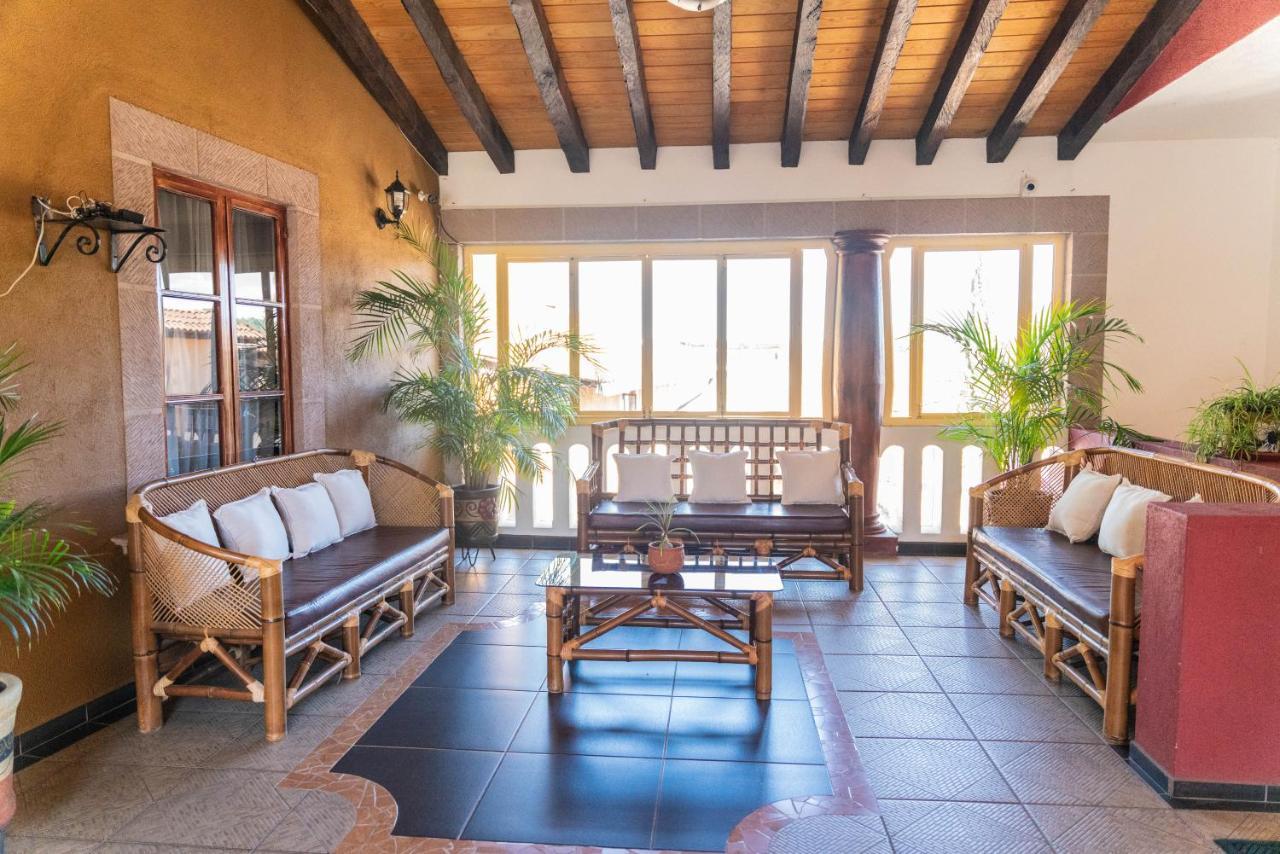 Casa Graciela Hotel Пацкуаро Екстер'єр фото