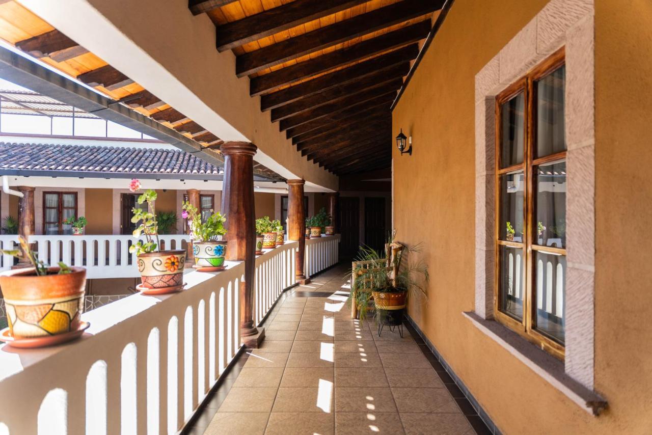 Casa Graciela Hotel Пацкуаро Екстер'єр фото