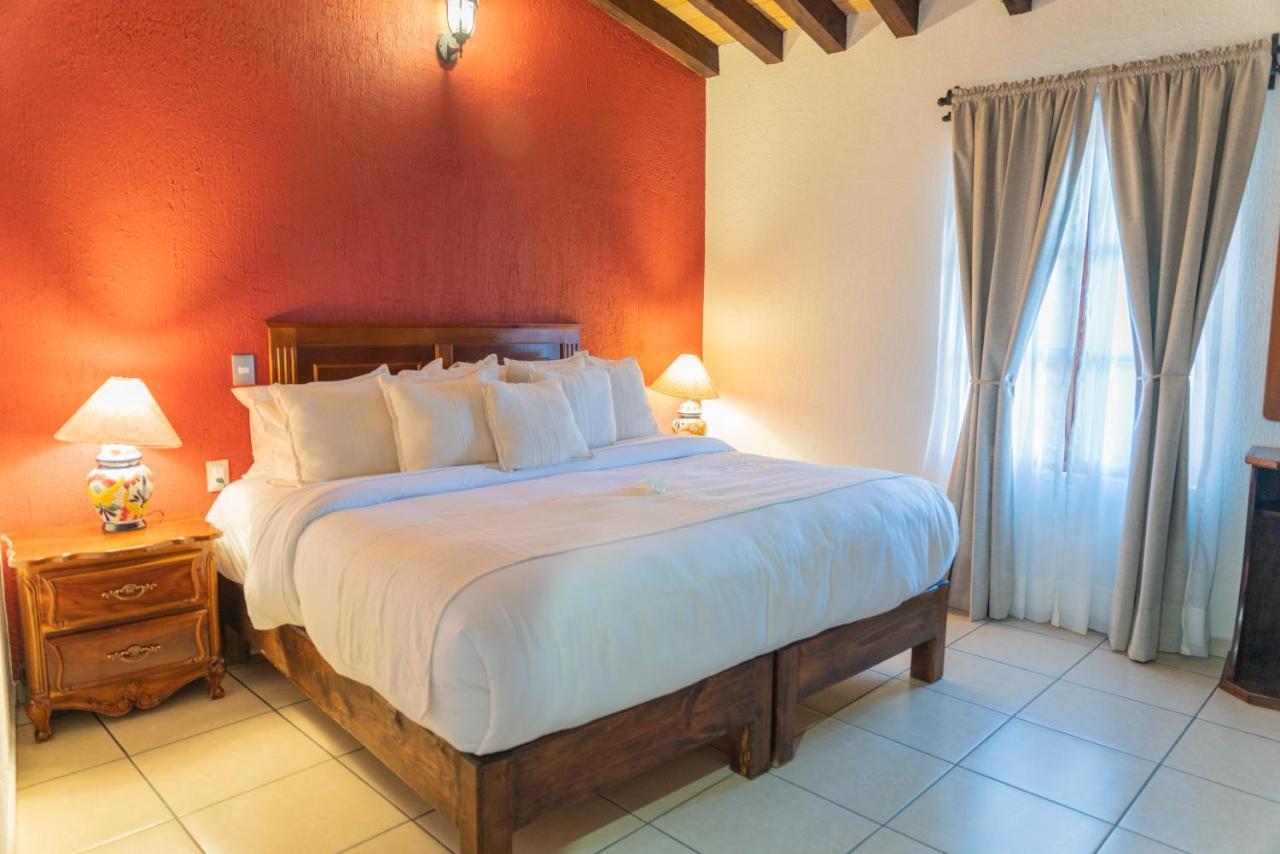 Casa Graciela Hotel Пацкуаро Екстер'єр фото